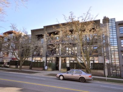 Metro- 2156 W 12th Ave, Vancouver, BC V6K 2N2