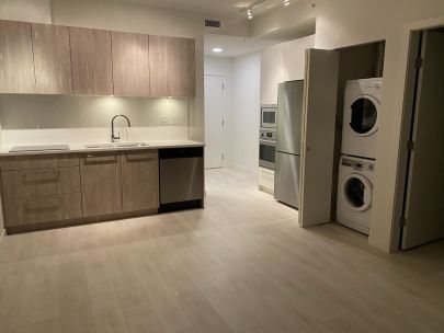 205 Burquitlam Capitol 691 North Road, Coquitlam BC V3J 0H9