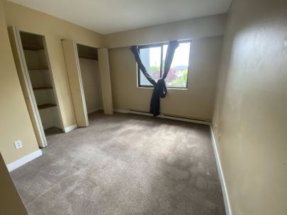 202 1574 Kingsway