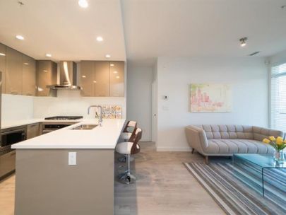 Elegant 2 Bed/2 Bath/Den For Rent in Westbrook Village UBC